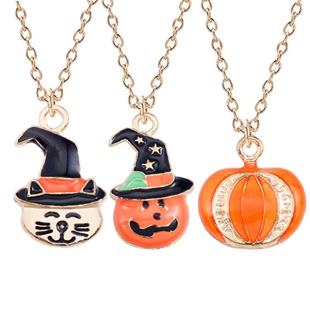 NWT Halloween Pendant Necklace